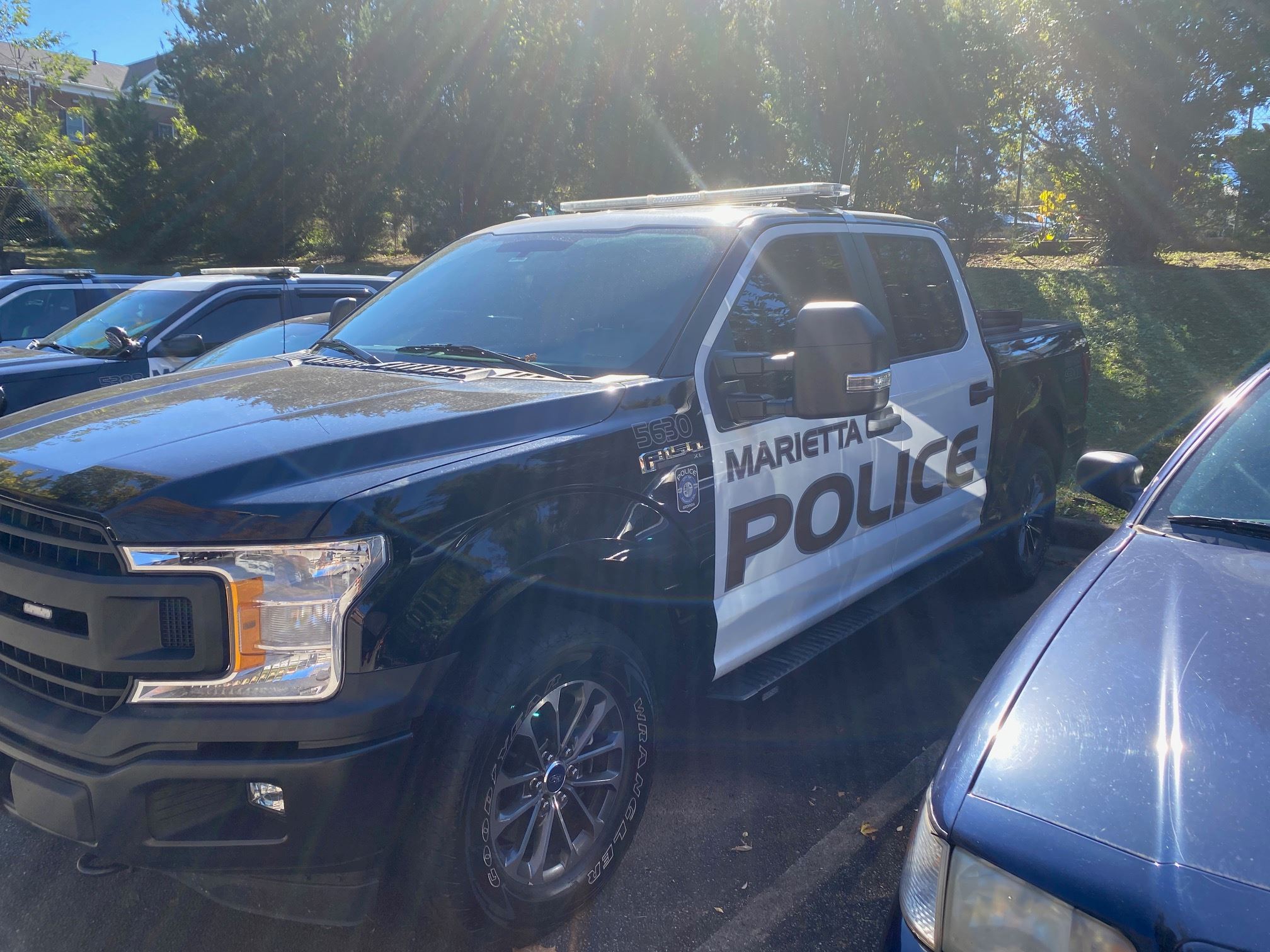 Community Response Unit F150 diagonal in sun