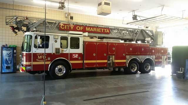 1998 HME/Ferrara 109' RK Aerial Ladder