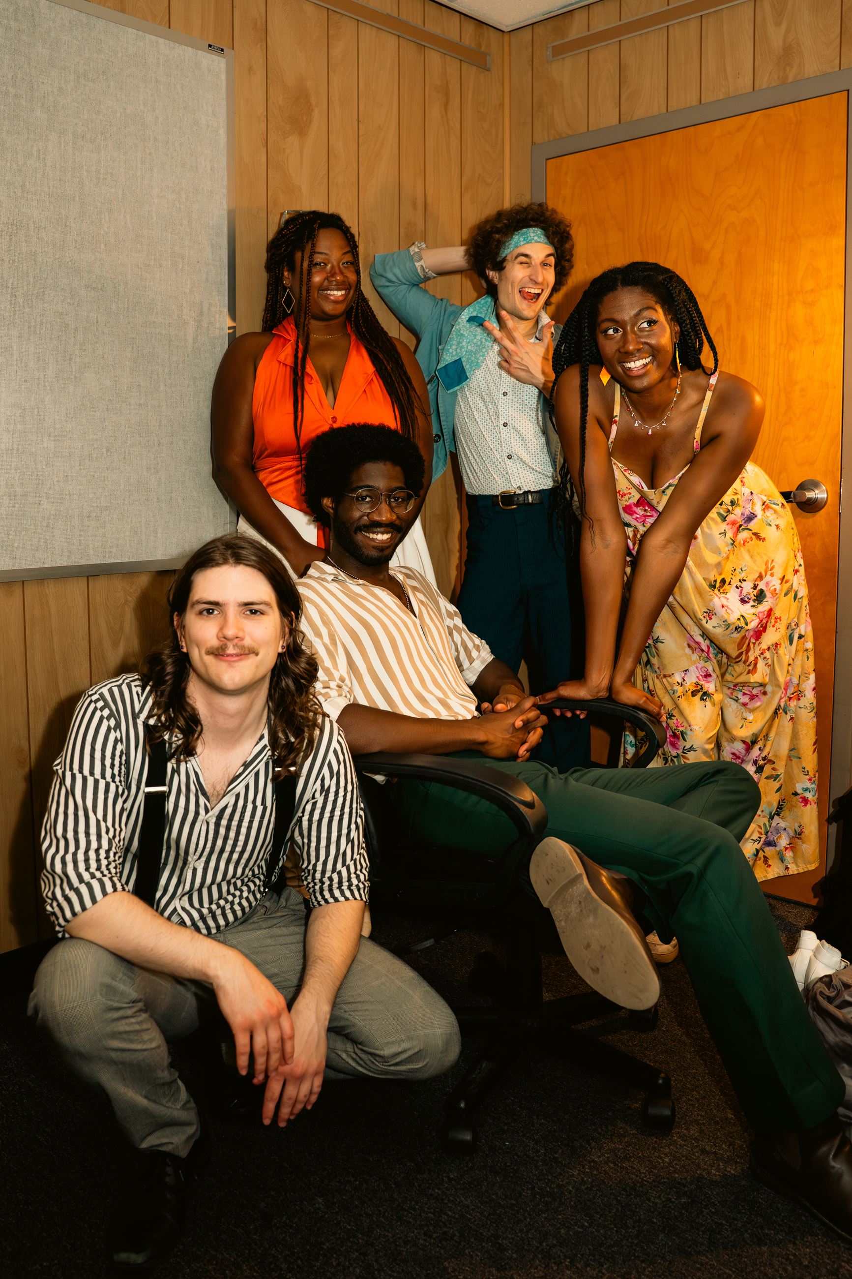 vertical press photo